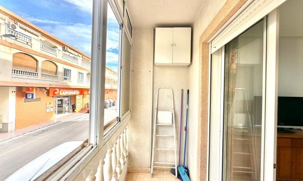 Revente - Appartement -
Torrevieja - Centro