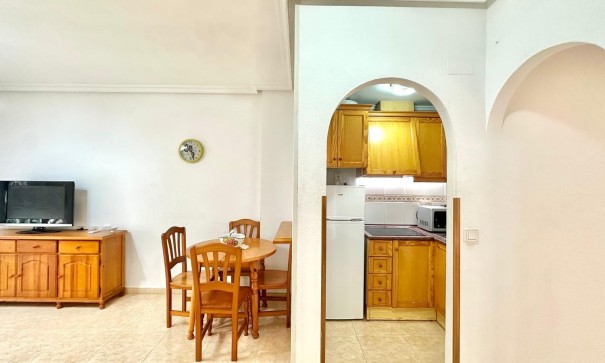 Revente - Appartement -
Torrevieja - Centro