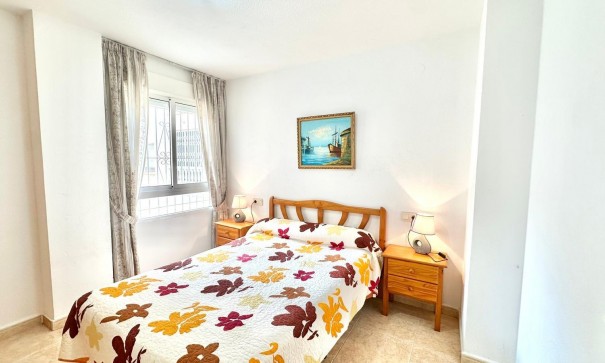 Revente - Appartement -
Torrevieja - Centro