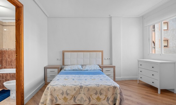 Återförsäljning - Lägenhet lägenhet -
Torrevieja