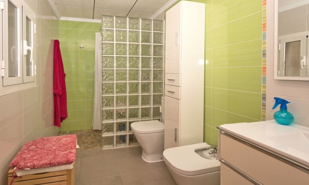 Herverkoop - Halfvrijstaande villa -
Benijofar