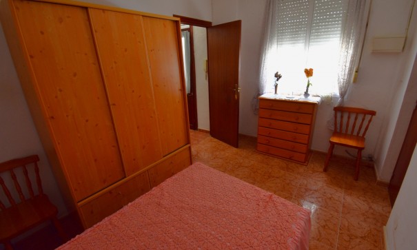 Videresalg - Byhus -
Rojales