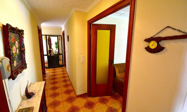 Videresalg - Byhus -
Rojales