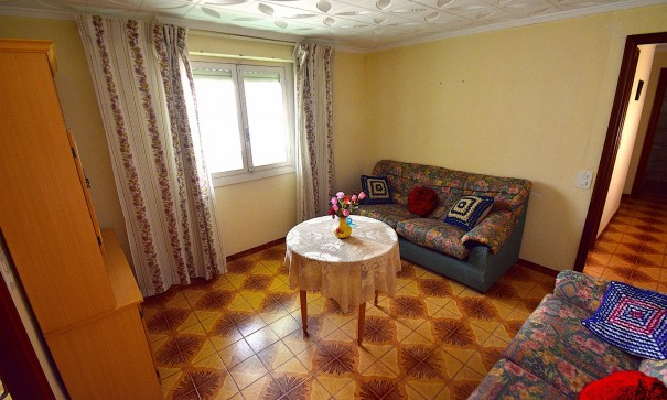 Videresalg - Byhus -
Rojales