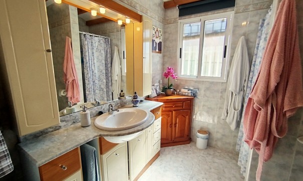 Videresalg - Fritliggende villa -
Rojales - La Marquesa Golf - Costa Blanca