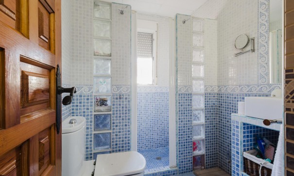 Resale - Wohnung Appartement -
Torrevieja