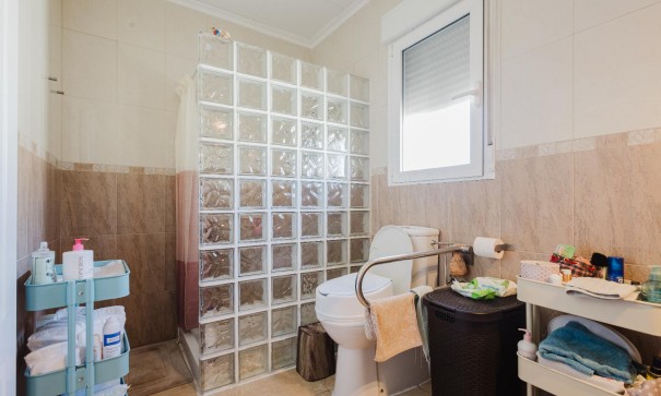 Resale - Wohnung Appartement -
Torrevieja