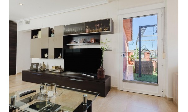 Resale - Wohnung Appartement -
Torrevieja