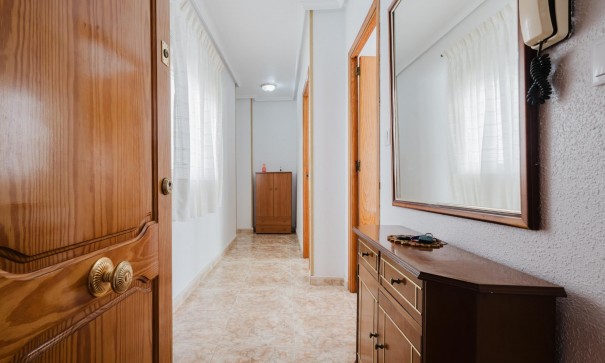 Herverkoop - Apartement Flat -
Torrevieja