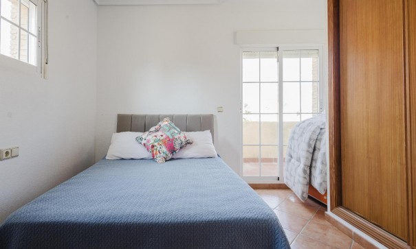 Herverkoop - Apartement Flat -
Algorfa