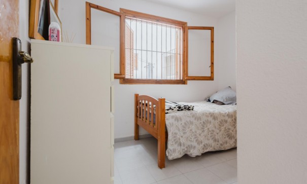 Sprzedaż - Apartament mieszkanie -
Torrevieja