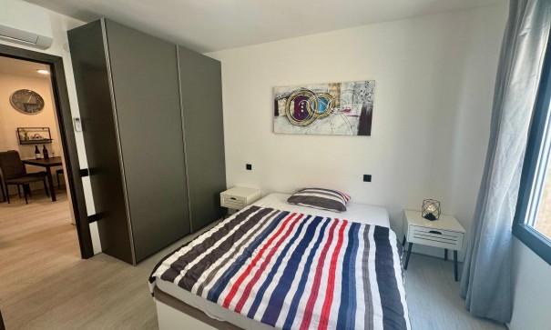 Resale - Wohnung Appartement -
Torrevieja