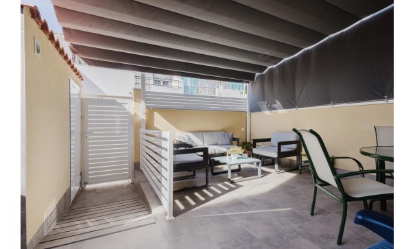 Sprzedaż - Apartament mieszkanie -
Torrevieja