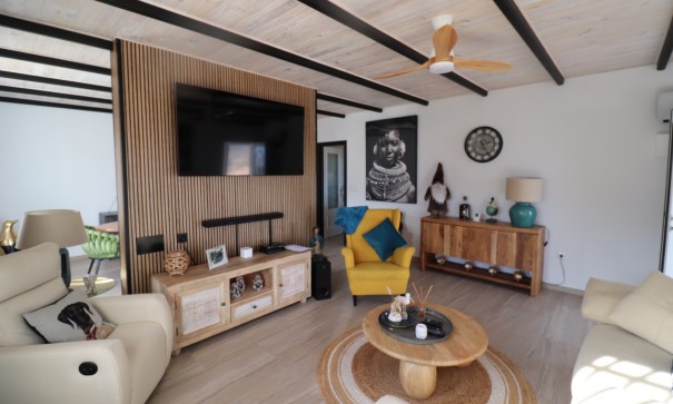 Återförsäljning - Fristående villa -
La Romana