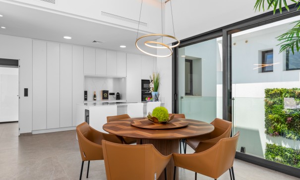 Venta - Chalet Independiente -
El Campello - El Amerador