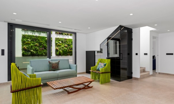 Venta - Chalet Independiente -
El Campello - El Amerador