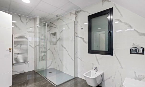 Herverkoop - Vrijstaande Villa -
San Juan de Alicante - Frank Espinós