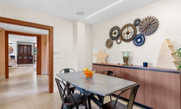 Sprzedaż - Willa wolnostojąca -
Elche - Elche/Elx