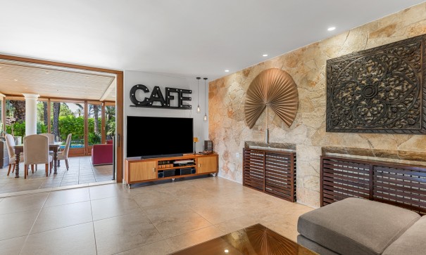 Sprzedaż - Willa wolnostojąca -
Elche - Elche/Elx