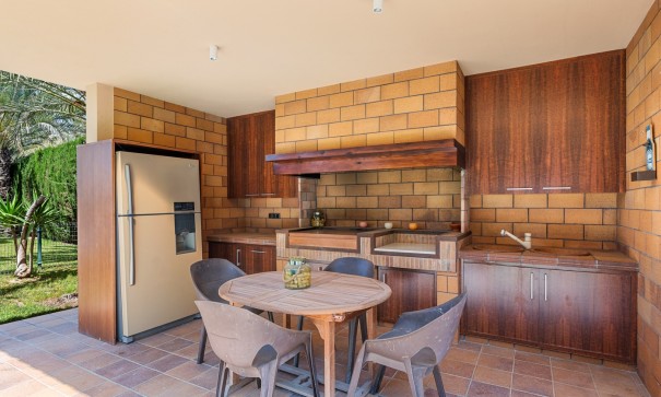 Sprzedaż - Willa wolnostojąca -
Elche - Elche/Elx