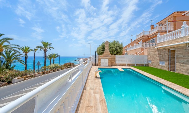 Villa Individuelle - Revente - Torrevieja -
                Torrevieja