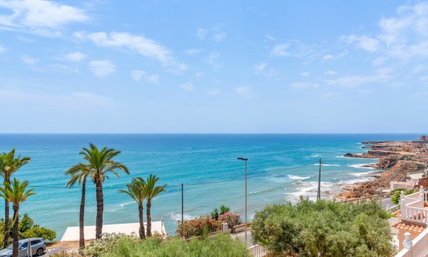 Videresalg - Fritliggende villa -
Torrevieja