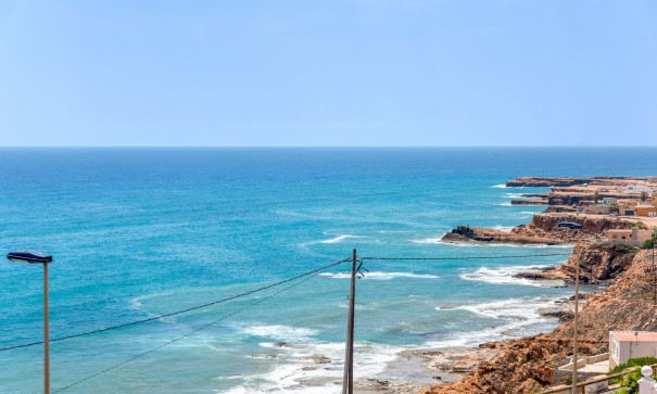 Videresalg - Fritliggende villa -
Torrevieja