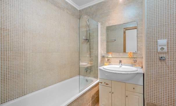 Herverkoop - Apartement Flat -
Almoradí