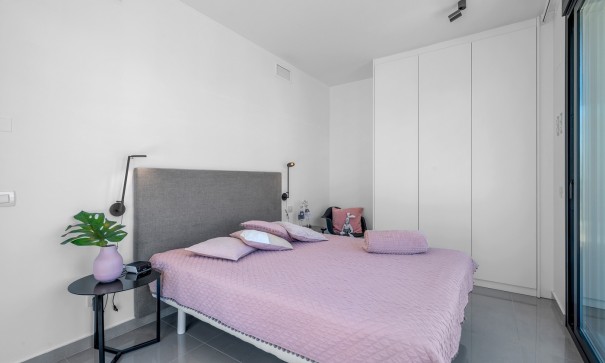 Sprzedaż - Willa wolnostojąca -
Guardamar del Segura