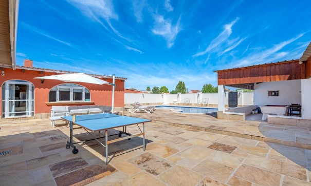 Sale - Finca Country Property -
Almoradí - Las Heredades