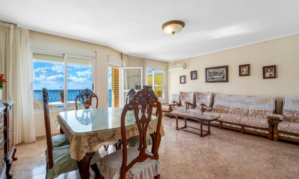 Revente - Appartement -
Torrevieja