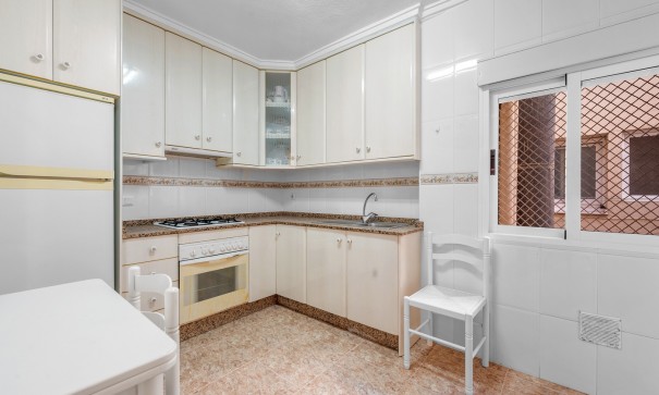 Revente - Appartement -
Torrevieja