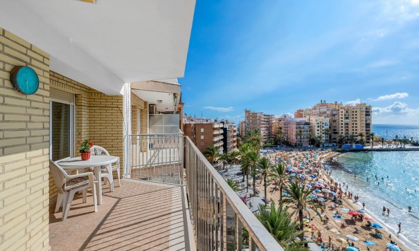 Revente - Appartement -
Torrevieja