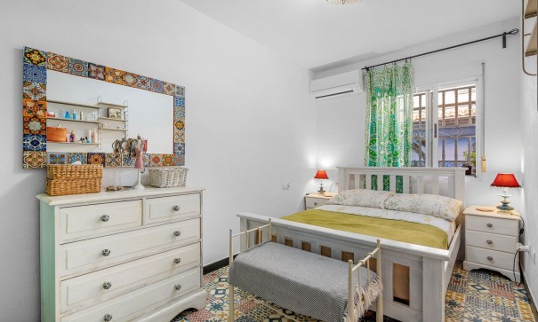 Sale - Town house -
Los Alcazares