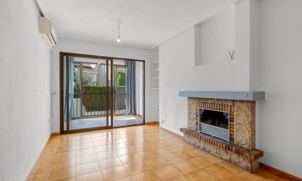 Revente - Appartement -
Altea