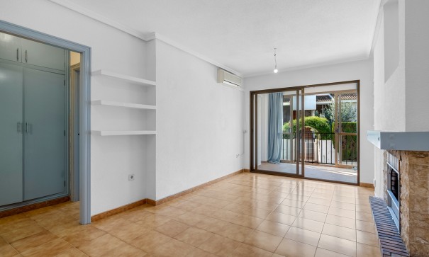 Revente - Appartement -
Altea