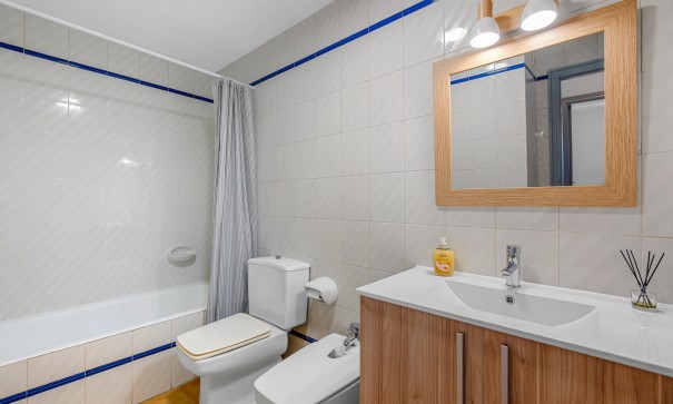 Revente - Appartement -
Altea