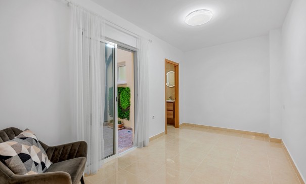 Revente - Appartement -
Torrevieja - Playa del Cura