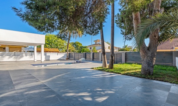 Sprzedaż - Willa wolnostojąca -
Campoamor