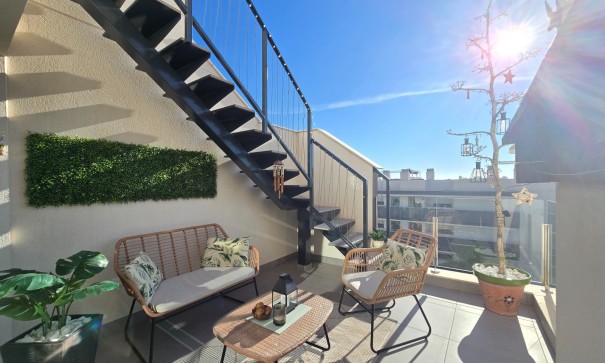 Revente - Appartement -
Orihuela Costa - Villamartín *