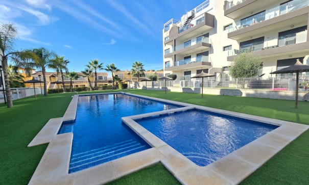 Revente - Appartement -
Orihuela Costa - Villamartín *