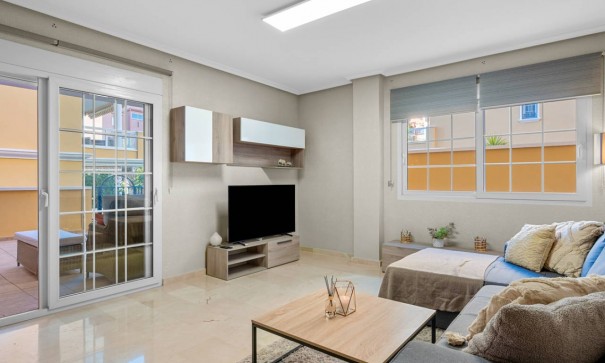 Revente - Appartement -
Cabo Roig