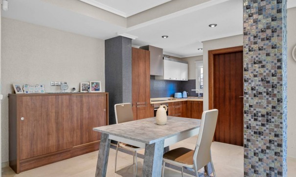 Revente - Appartement -
Cabo Roig