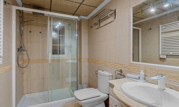 Revente - Appartement -
Cabo Roig