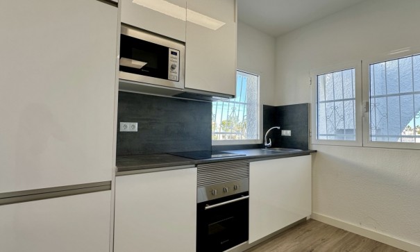 Sale - Apartment Flat -
Orihuela Costa - Las Filipinas