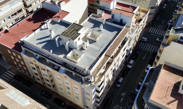 Resale - Wohnung Appartement -
Torrevieja