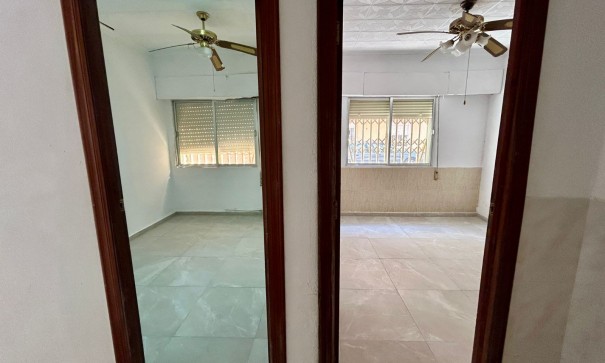 Videresalg - Lejlighed lejlighed -
Torrevieja - PLAYA LOS LOCOS