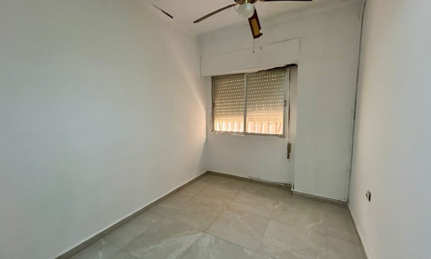 Videresalg - Lejlighed lejlighed -
Torrevieja - PLAYA LOS LOCOS