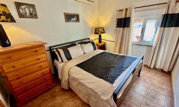 Sale - Finca Country Property -
Orihuela