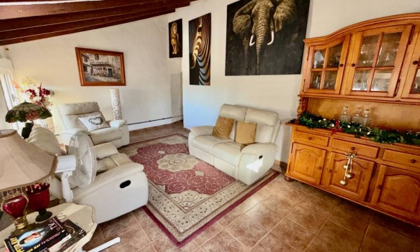 Sale - Finca Country Property -
Orihuela